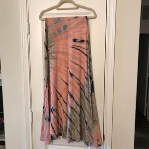 Maxi skirt